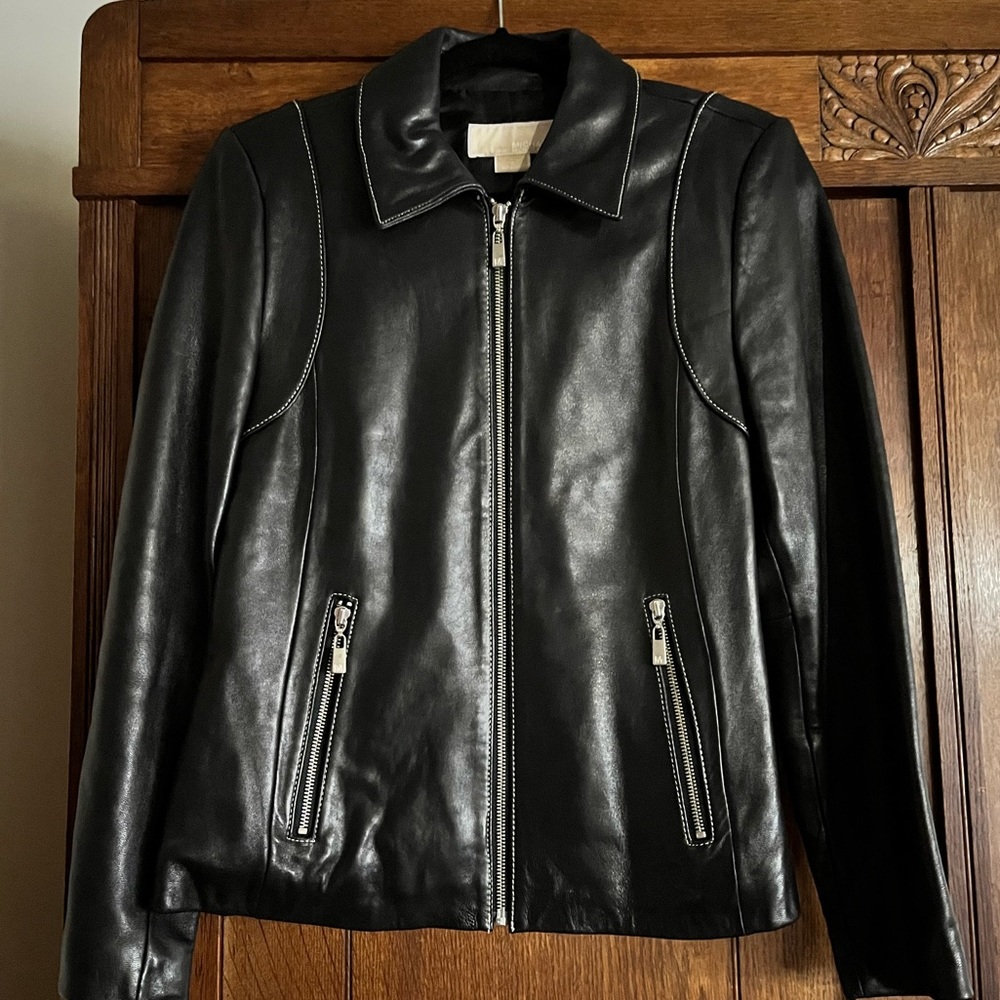 Micheal Kors Black leather smooth and soft zip up  jacket Sz S